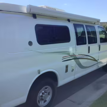 2010 Chevrolet Express 3500 Sportsmobile — photo 12