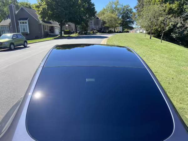2022 Tesla Model Y Long Range AWD — photo 7