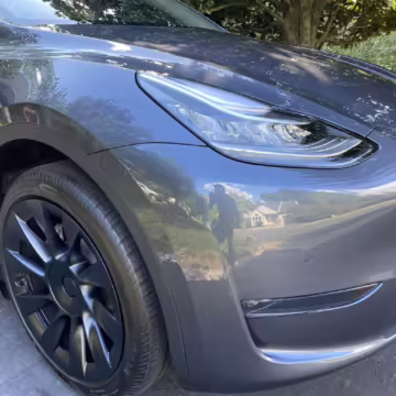 2022 Tesla Model Y Long Range AWD — photo 22