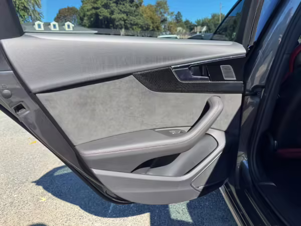 2021 Audi S4 Prestige — photo 33