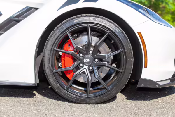2015 Chevrolet Corvette Stingray Z51 Coupe — photo 7