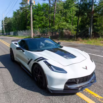 2015 Chevrolet Corvette Stingray Z51 Coupe — photo 19