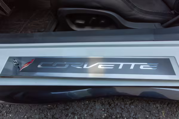 2015 Chevrolet Corvette Stingray Z51 Coupe — photo 48
