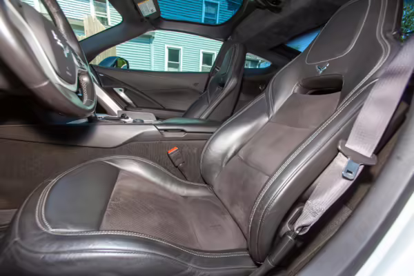 2015 Chevrolet Corvette Stingray Z51 Coupe — photo 55