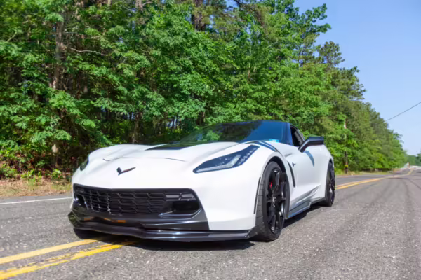 2015 Chevrolet Corvette Stingray Z51 Coupe — photo 38