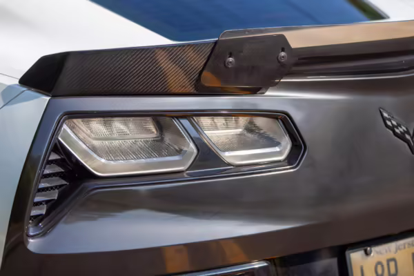 2015 Chevrolet Corvette Stingray Z51 Coupe — photo 10