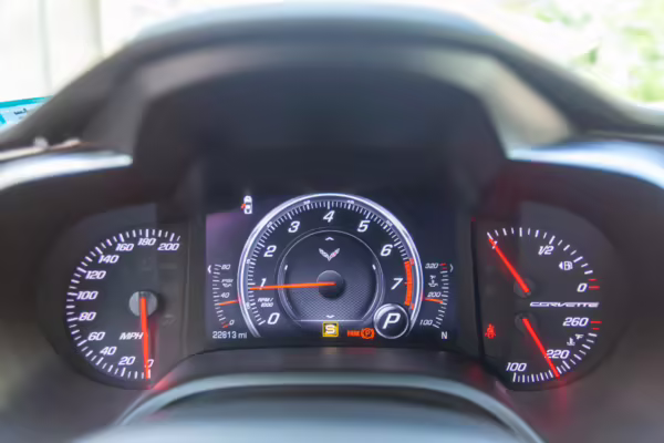2015 Chevrolet Corvette Stingray Z51 Coupe — photo 61