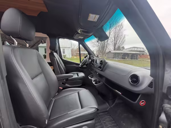 2020 Mercedes-Benz Sprinter 2500 — photo 34