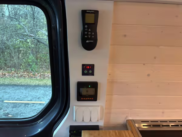2020 Mercedes-Benz Sprinter 2500 — photo 37