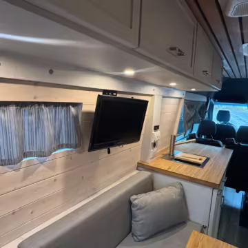 2020 Mercedes-Benz Sprinter 2500 — photo 48