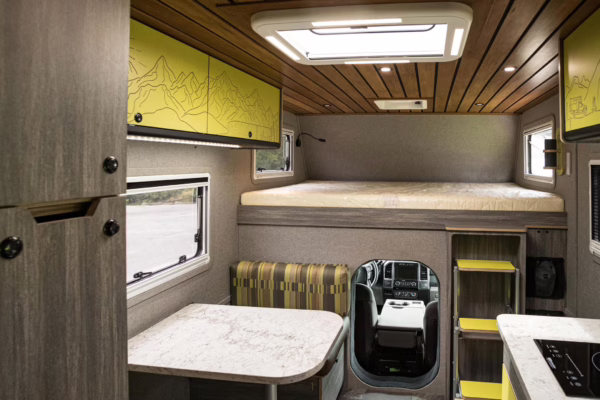 2017 Ford F-550 Super Duty XLT 4×4 Grid Camper — photo 79