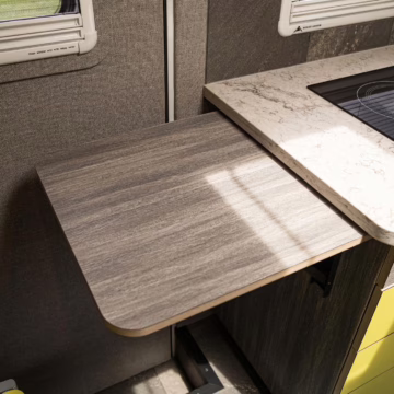 2017 Ford F-550 Super Duty XLT 4×4 Grid Camper — photo 85