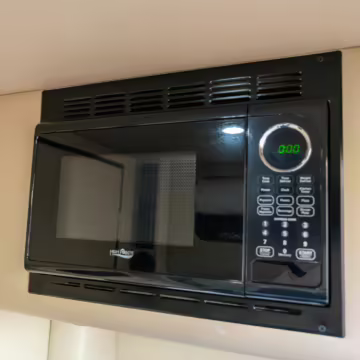 2023 Mercedes-Benz Sprinter 3500XD Ultimate Toys Coach — photo 25