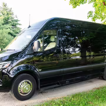 2023 Mercedes-Benz Sprinter 3500XD Ultimate Toys Coach — photo 46