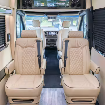 2023 Mercedes-Benz Sprinter 3500XD Ultimate Toys Coach — photo 58