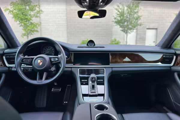 2023 Porsche Panamera Turbo S E-Hybrid — photo 73