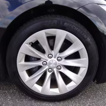 2016 Tesla Model S 90D — photo 11