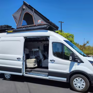 2022 Ford E-Transit 350