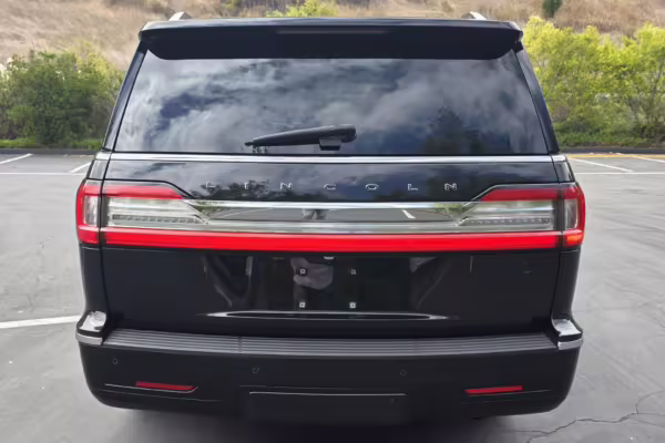 2018 Lincoln Navigator Black Label — photo 4