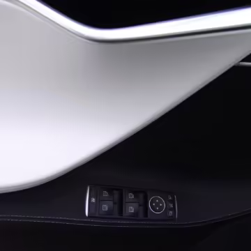 2016 Tesla Model S 90D — photo 35