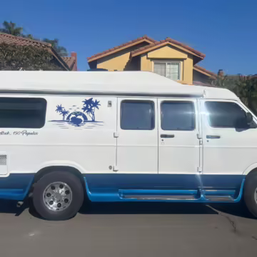 2000 Dodge Ram Van B3500 — photo 29