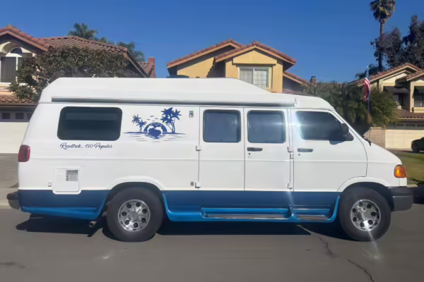 2000 Dodge Ram Van B3500 — photo 29