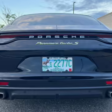 2023 Porsche Panamera Turbo S E-Hybrid — photo 74