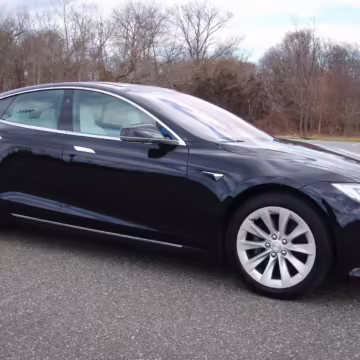 2016 Tesla Model S 90D — photo 15