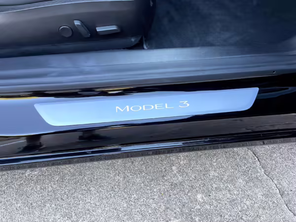 2018 Tesla Model 3 Mid Range RWD — photo 86