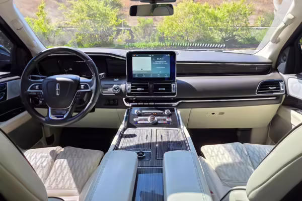 2018 Lincoln Navigator Black Label — photo 65
