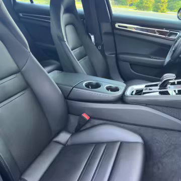 2023 Porsche Panamera Turbo S E-Hybrid — photo 76