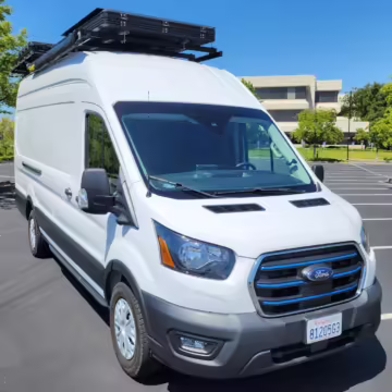 2022 Ford E-Transit 350 — photo 41