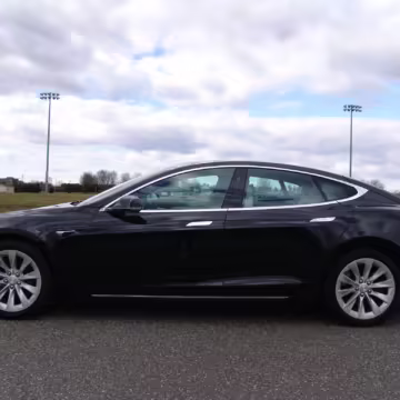 2016 Tesla Model S 90D — photo 3