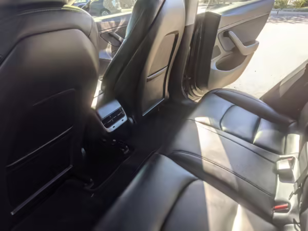 2018 Tesla Model 3 Long Range — photo 30