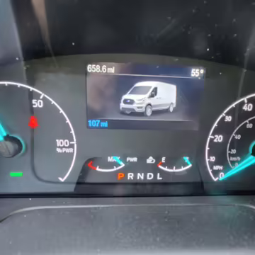 2022 Ford E-Transit 350 — photo 82