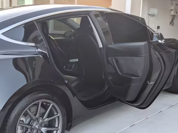 2018 Tesla Model 3 Long Range — photo 34