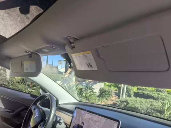 2018 Tesla Model 3 Long Range — photo 37