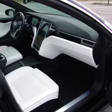 2016 Tesla Model S 90D — photo 27