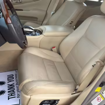 2017 Lexus LS 460 L — photo 31