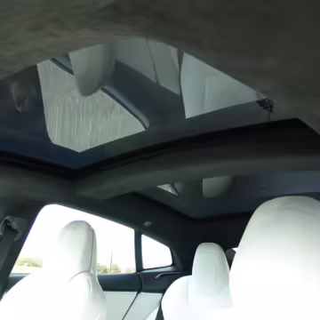2016 Tesla Model S 90D — photo 30