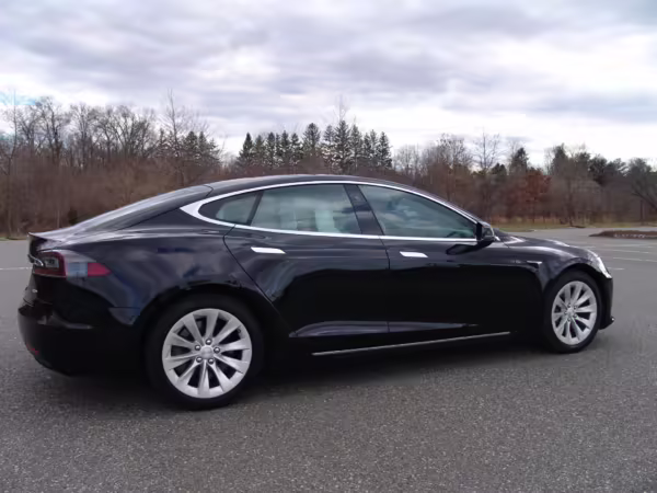 2016 Tesla Model S 90D — photo 8
