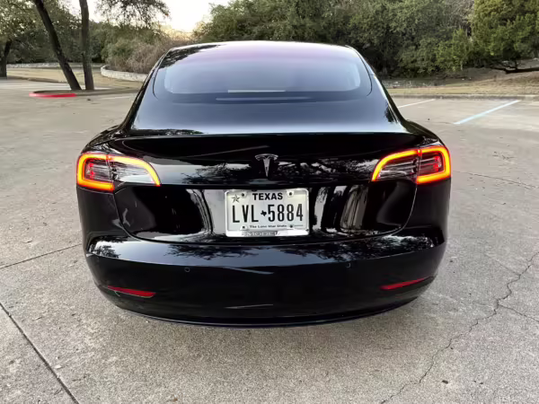 2018 Tesla Model 3 Mid Range RWD — photo 29