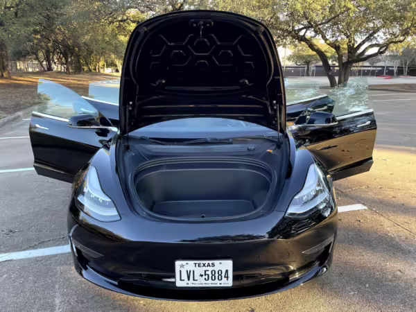 2018 Tesla Model 3 Mid Range RWD — photo 79
