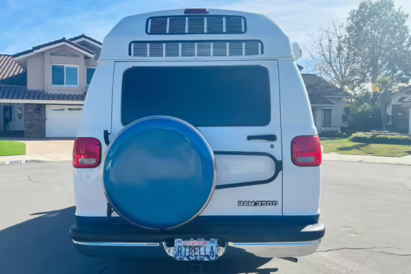 2000 Dodge Ram Van B3500 — photo 28
