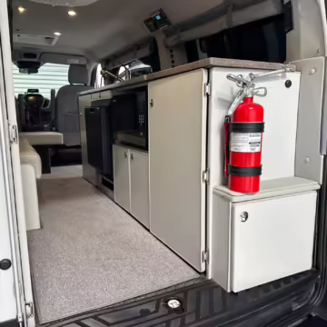 2017 Ford Transit 150 Sportsmobile 4×4 — photo 36