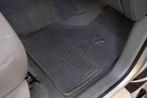 2008 Dodge Ram 3500 SLT — photo 75