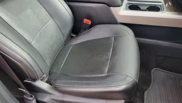2015 Ford F-150 Lariat 4×4 — photo 38