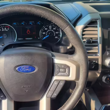 2015 Ford F-150 Lariat 4×4 — photo 44