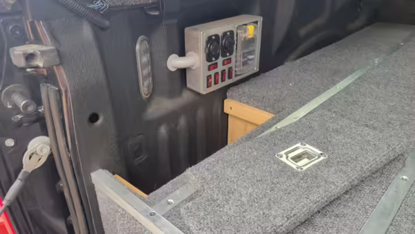 2015 Ford F-150 Lariat 4×4 — photo 46