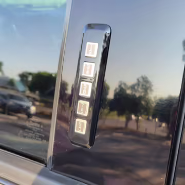 2015 Ford F-150 Lariat 4×4 — photo 10